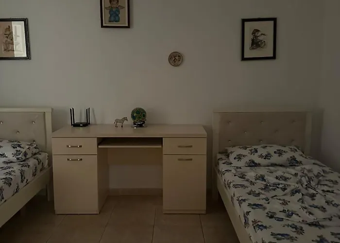 Stayn'jug Apartment *
