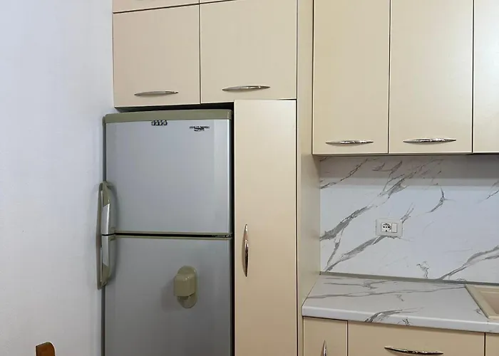 Stayn'jug * Vlorë